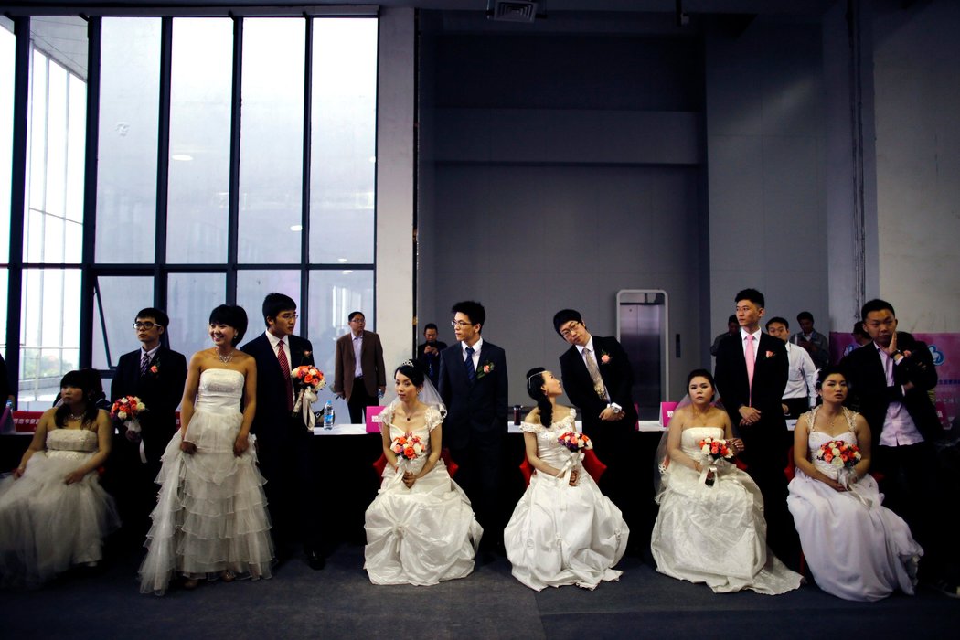 Giới trẻ Trung Quốc lựa chọn 'kết hôn ghép'